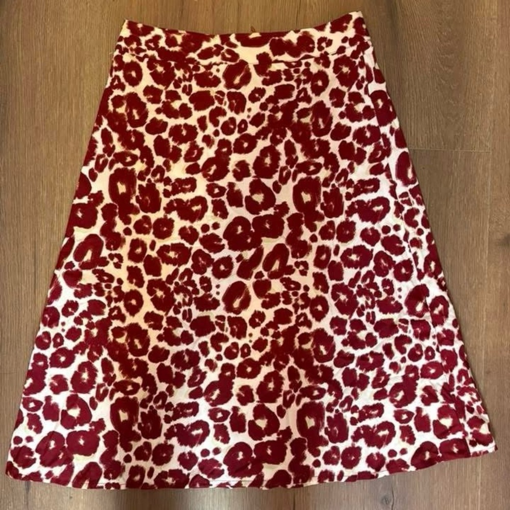 Stylish Red Leopard Print Skirt
